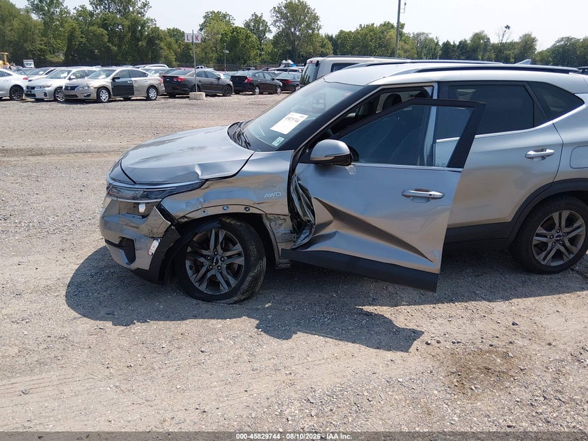 2023 KIA SELTOS auction photo 6