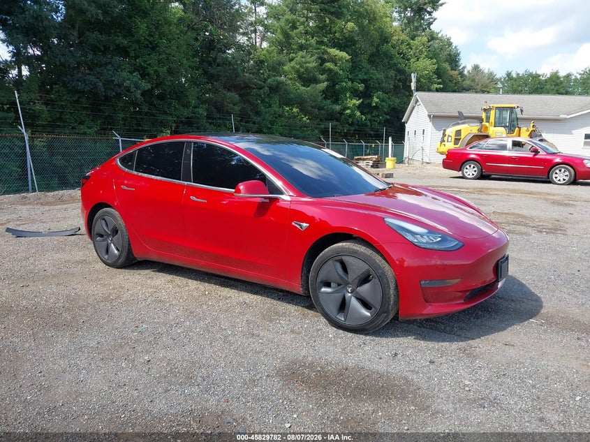 TESLA MODEL 3 - zdjęcie 1