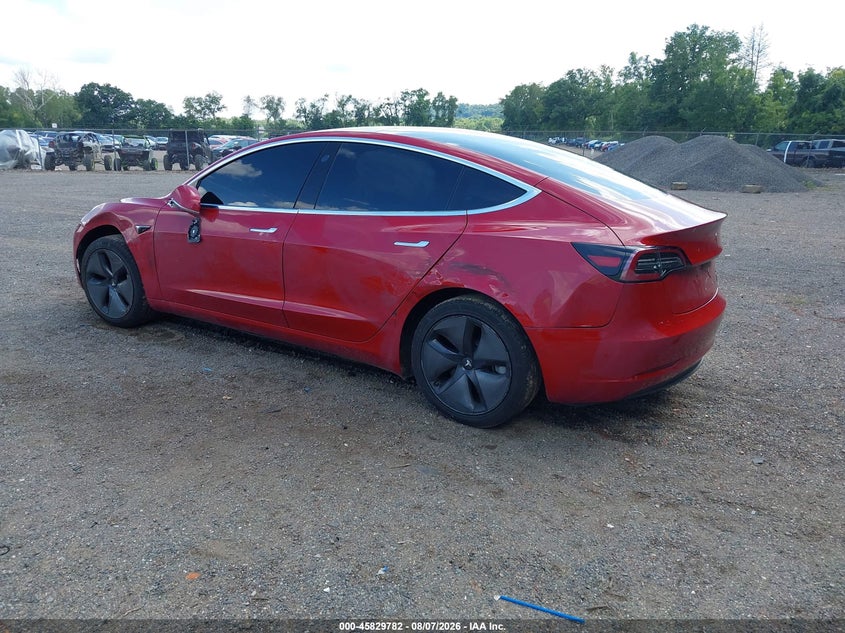 TESLA MODEL 3 - zdjęcie 3