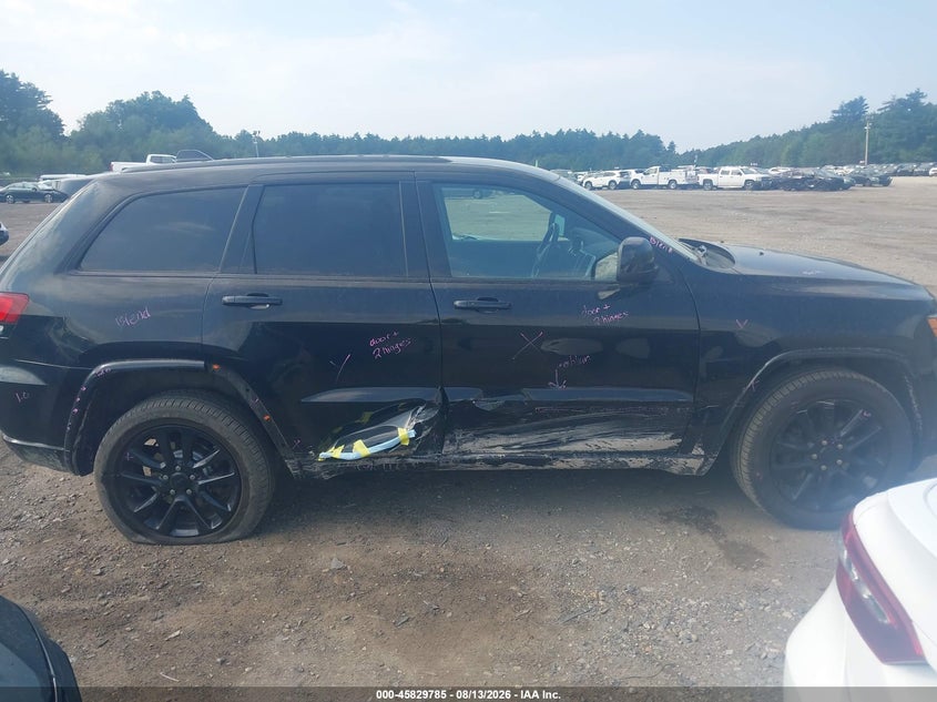 JEEP GRAND CHEROKEE - zdjęcie 13