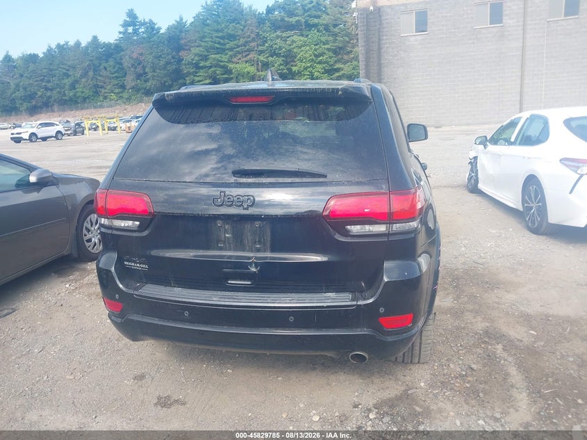 JEEP GRAND CHEROKEE - zdjęcie 16