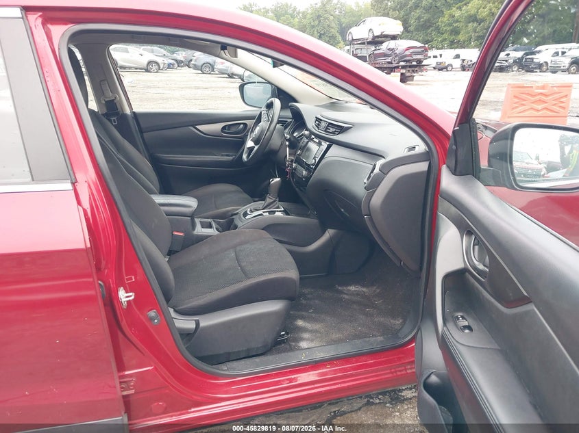 2020 NISSAN ROGUE SPORT auction photo 5