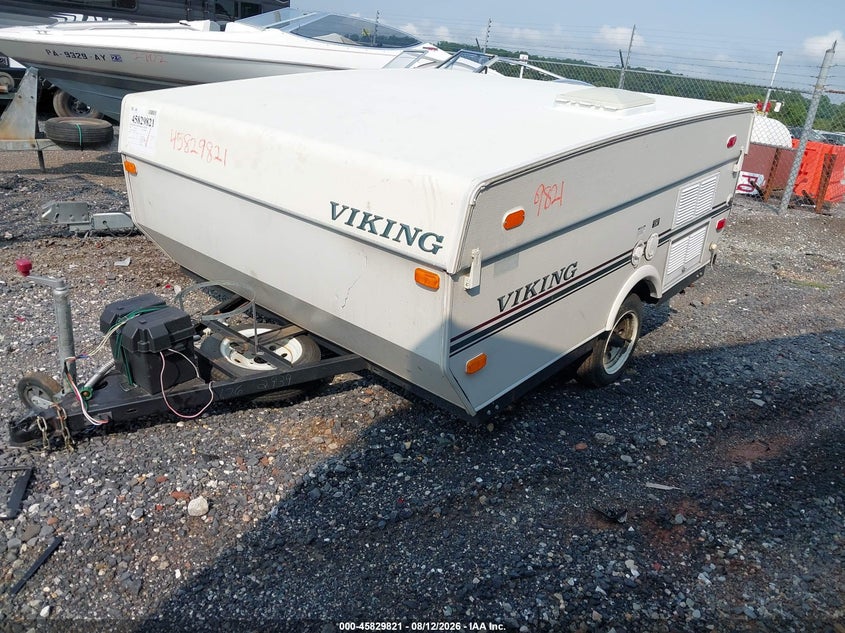 2005 VIKING COACHMEN auction photo 2