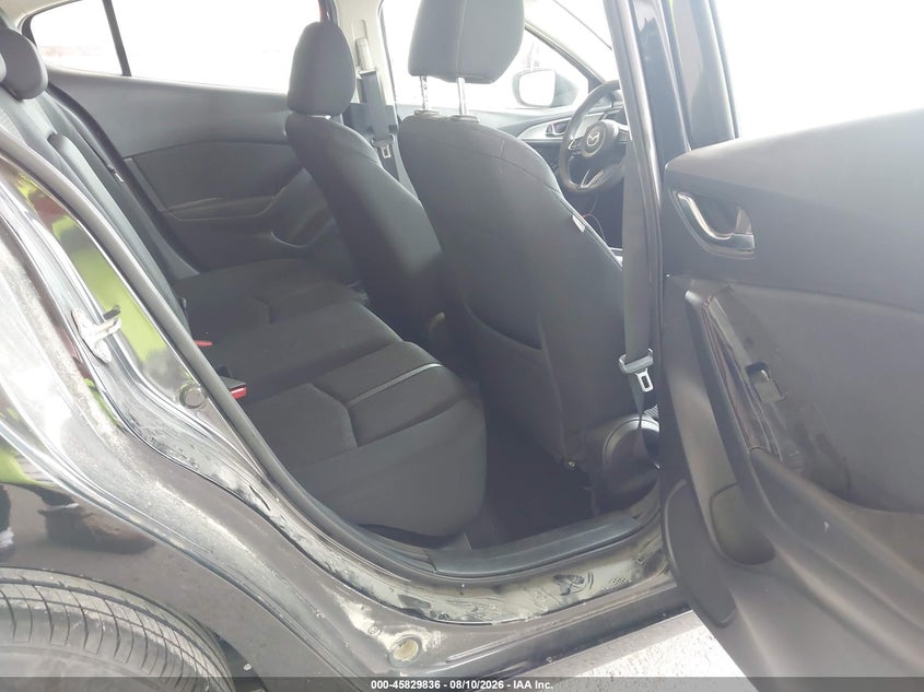 MAZDA MAZDA3 - zdjęcie 8