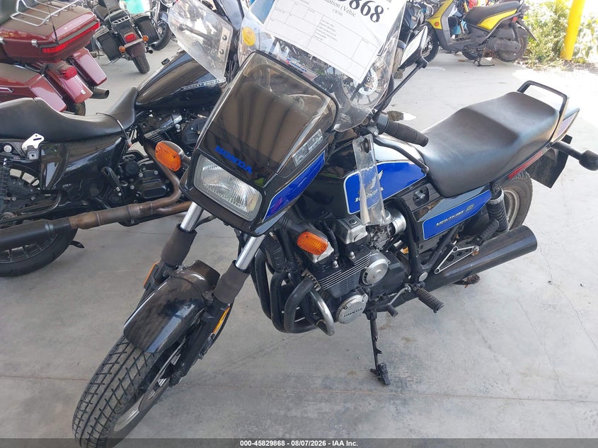 1985 HONDA CB700 auction photo 2