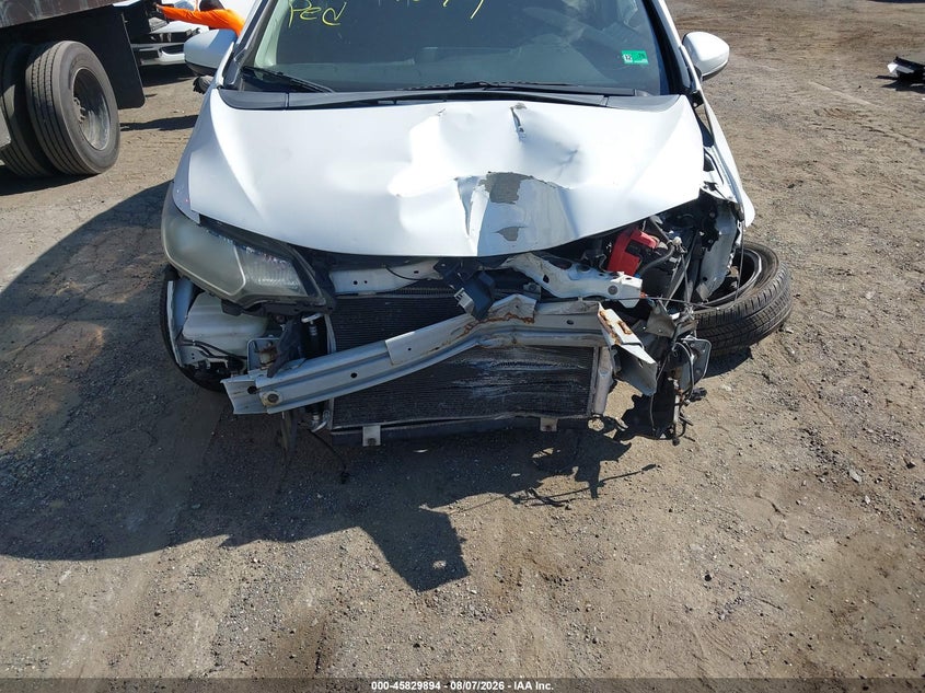 2016 HONDA FIT auction photo 6