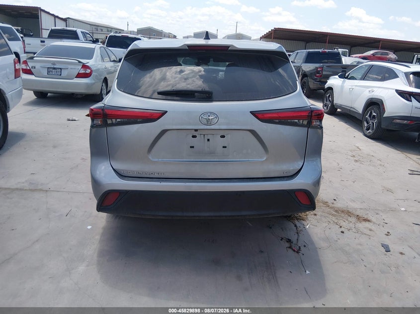 TOYOTA HIGHLANDER - zdjęcie 17