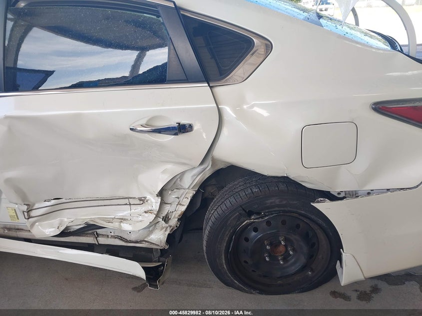 2015 NISSAN ALTIMA auction photo 6