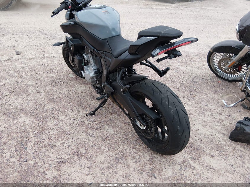 2026 CF MOTO 675SNK auction photo 3