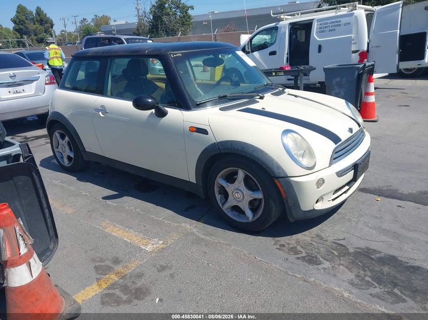 2005 MINI COOPER auction photo 1