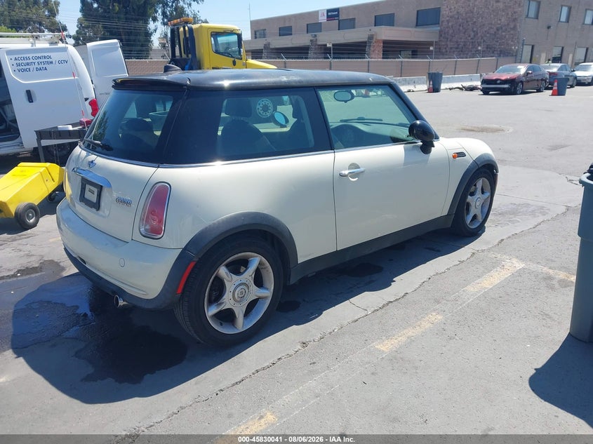 2005 MINI COOPER auction photo 4