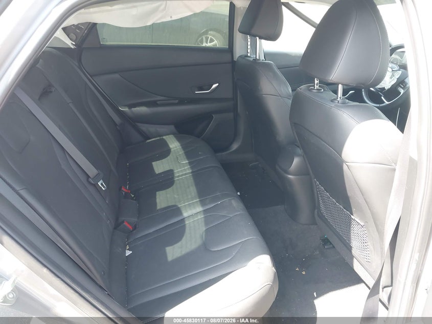 2023 HYUNDAI ELANTRA HYBRID auction photo 8