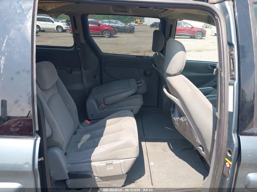 DODGE GRAND CARAVAN 2005 VIN 2D8GP44L75R128370