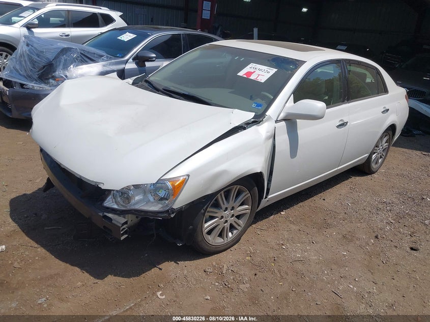 2010 Toyota Avalon, Front End, IAAI, VIN 4T1BK3DB1AU359010 — photo 2