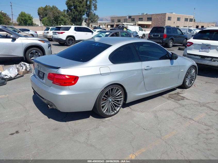2013 BMW 335I auction photo 4