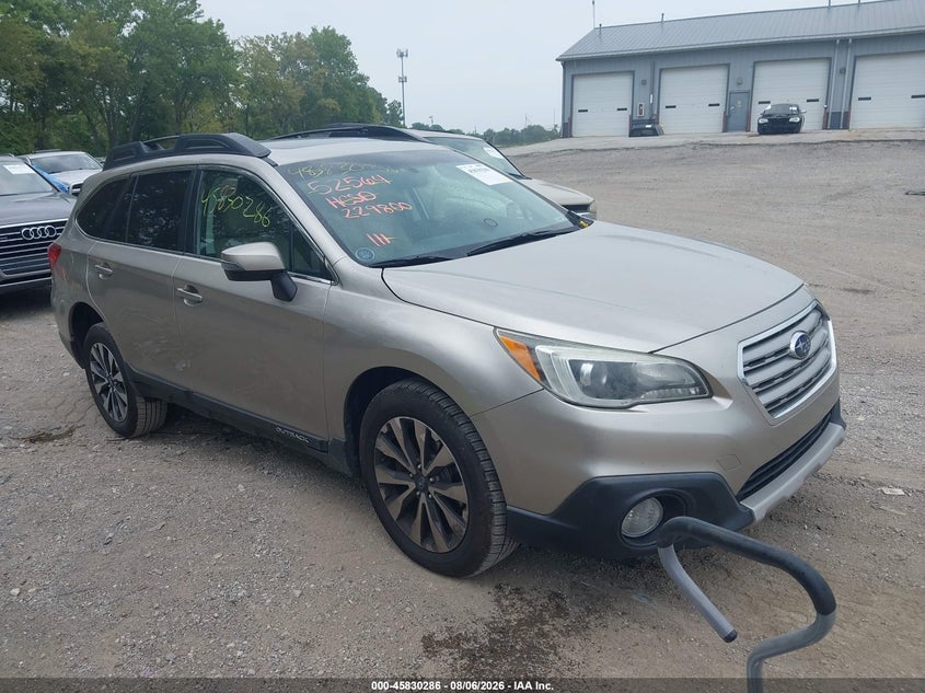 2015 SUBARU OUTBACK auction photo 1