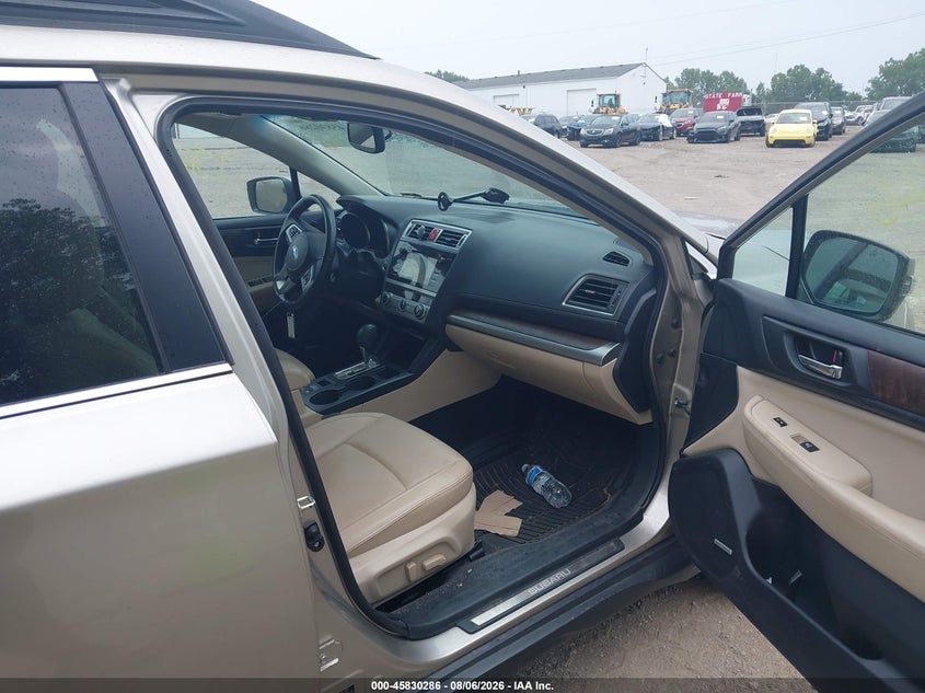 2015 SUBARU OUTBACK auction photo 5