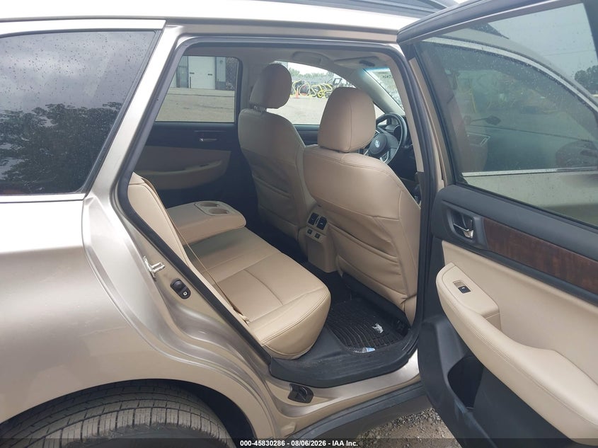 2015 SUBARU OUTBACK auction photo 8