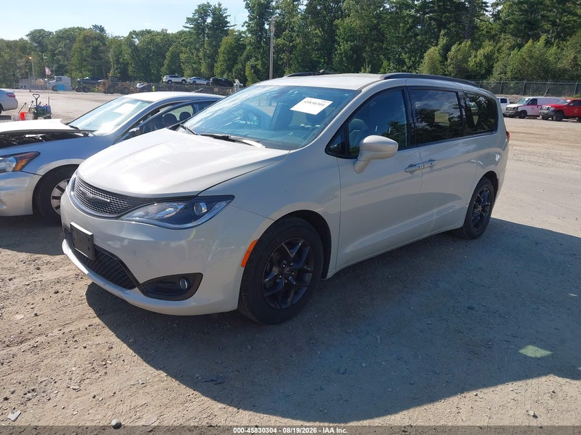 2020 Chrysler Pacifica, Roof, IAAI, VIN 2C4RC1BG5LR122863 — photo 2