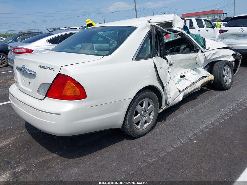 2001 TOYOTA AVALON auction photo 4
