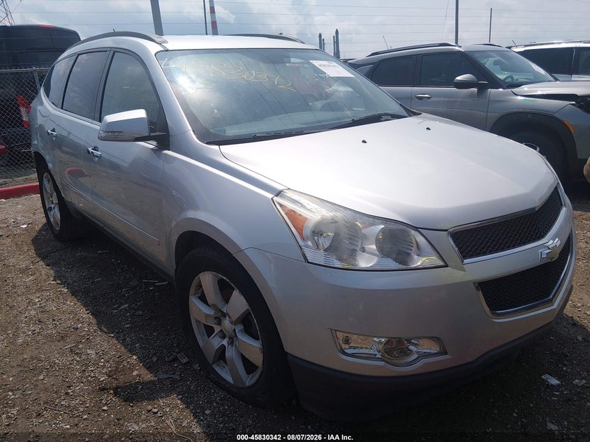 2012 CHEVROLET TRAVERSE auction photo 1