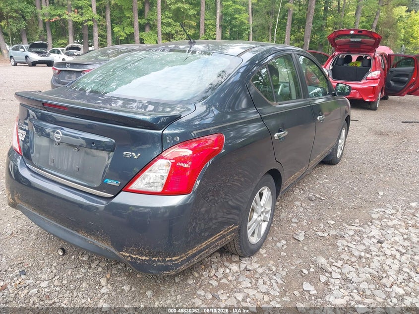 2016 NISSAN VERSA auction photo 4