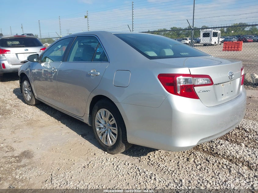 2014 TOYOTA CAMRY auction photo 3