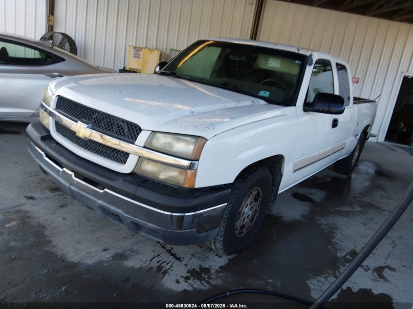 2004 CHEVROLET SILVERADO PICKUP 5.3L V-8 295HP