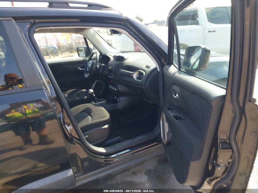 2015 JEEP RENEGADE auction photo 5