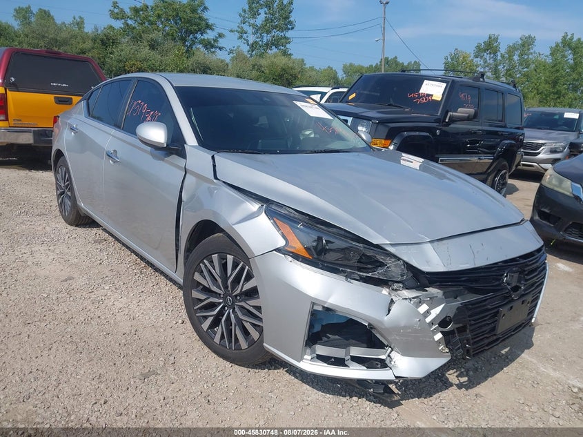 Vin: 1n4bl4dv3pn305332, lot: 46329649, nissan altima sv fwd 2023 img_1