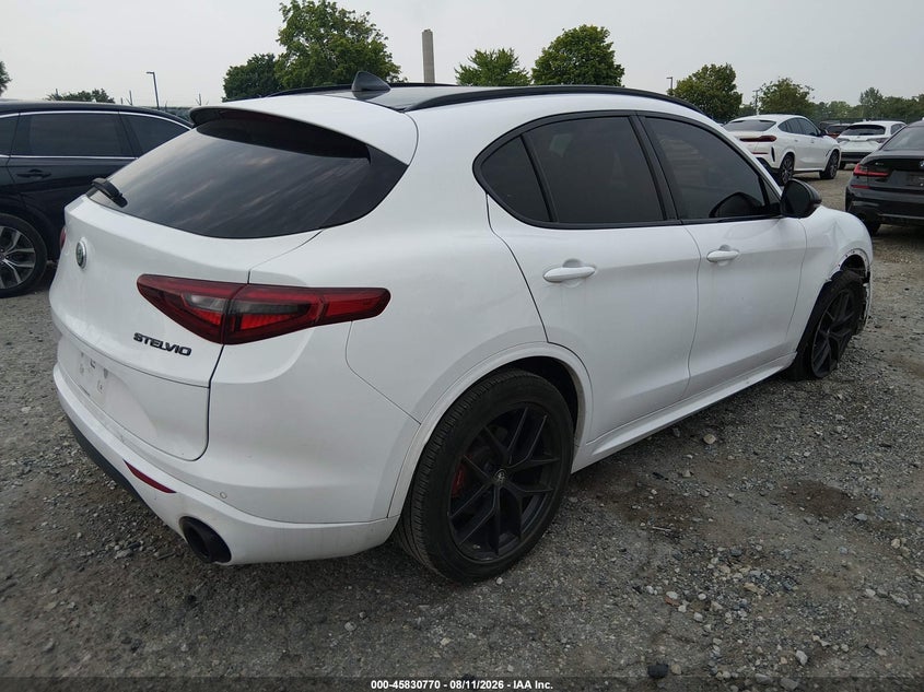 2020 ALFA ROMEO STELVIO auction photo 4
