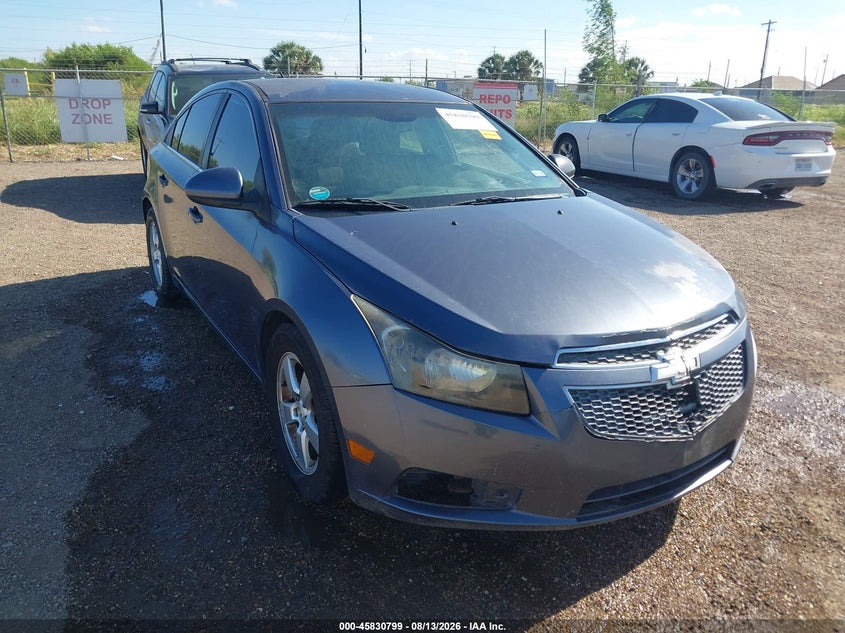 2014 CHEVROLET CRUZE auction photo 1