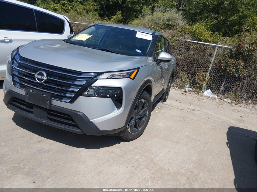 2024 NISSAN ROGUE auction photo 2