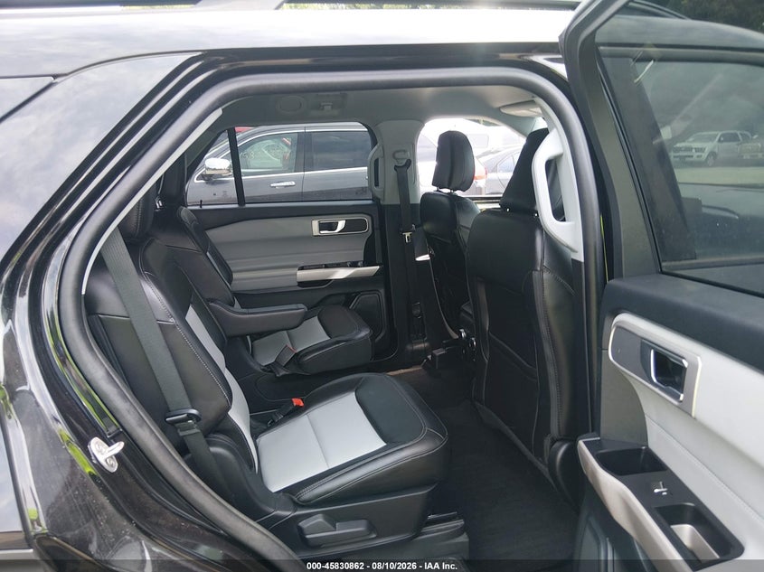 FORD EXPLORER 2024 VIN 1FMSK7DHXRGA64879