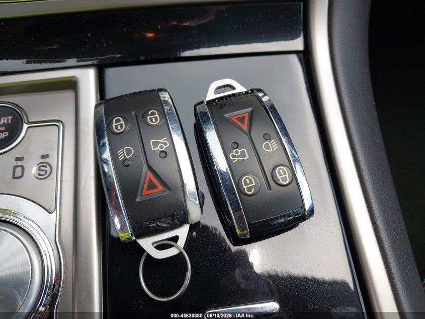 2011 JAGUAR XF · Фото 11