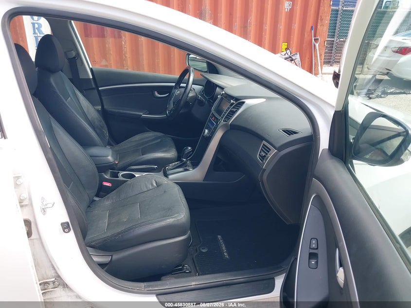 2014 HYUNDAI ELANTRA GT auction photo 5