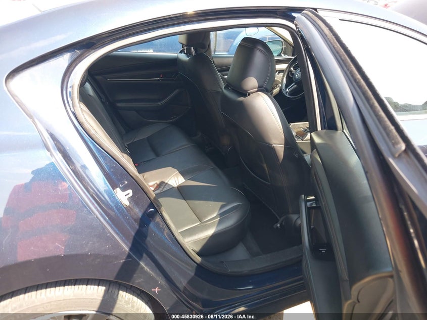2019 MAZDA MAZDA3 auction photo 8