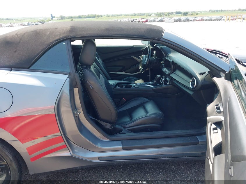 2021 CHEVROLET CAMARO auction photo 5