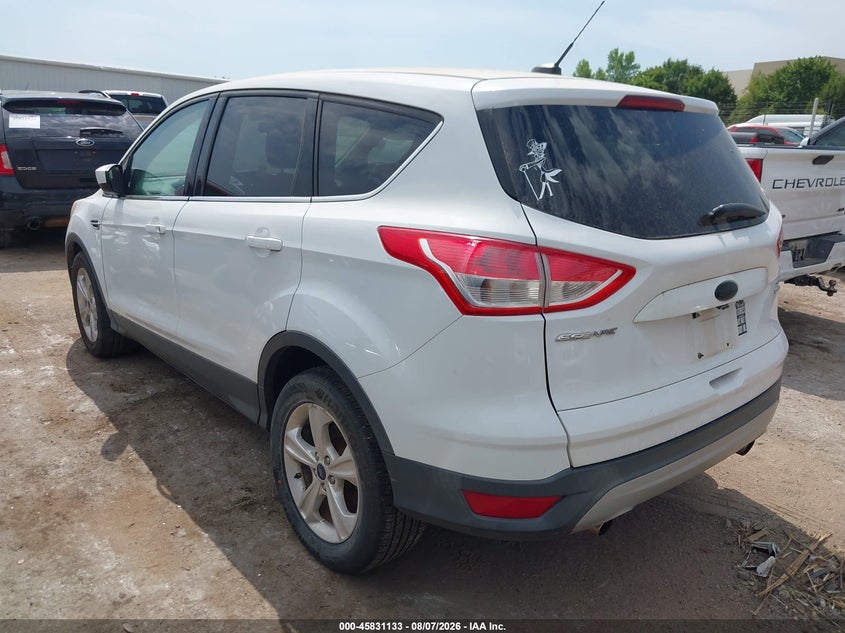 Vin: 1fmcu9gx0fuc13326, lot: 46330034, ford escape se 20153