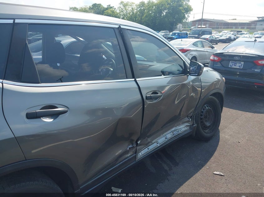 2016 NISSAN ROGUE auction photo 6