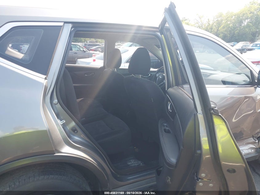 2016 NISSAN ROGUE auction photo 8