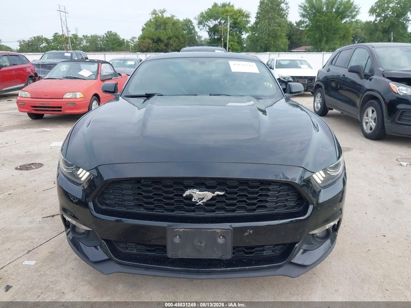 FORD MUSTANG - zdjęcie 12