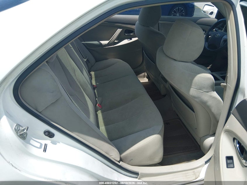2009 TOYOTA CAMRY auction photo 8