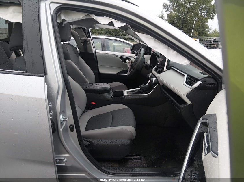 2025 TOYOTA RAV4 auction photo 5