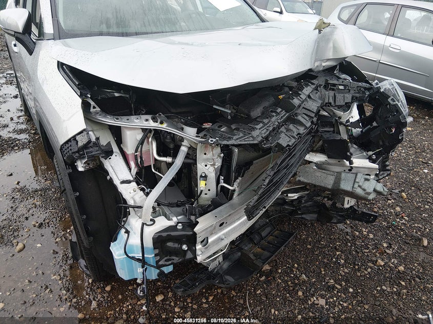 2025 TOYOTA RAV4 auction photo 6