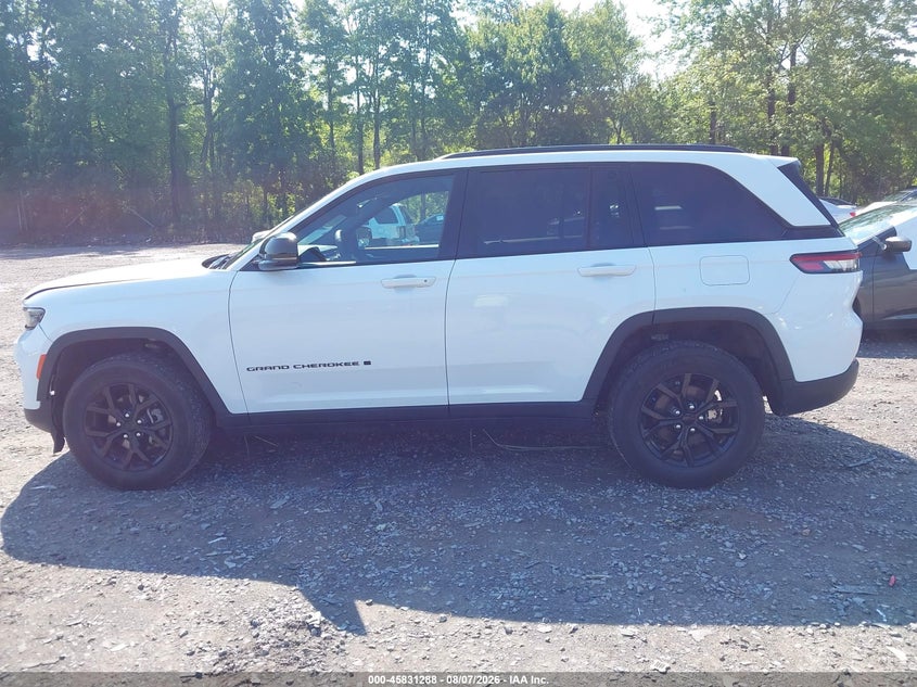 JEEP GRAND CHEROKEE - zdjęcie 14