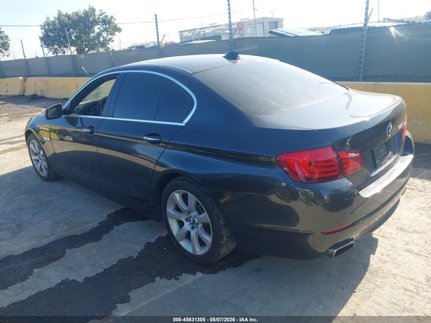 2012 BMW 550I auction photo 3