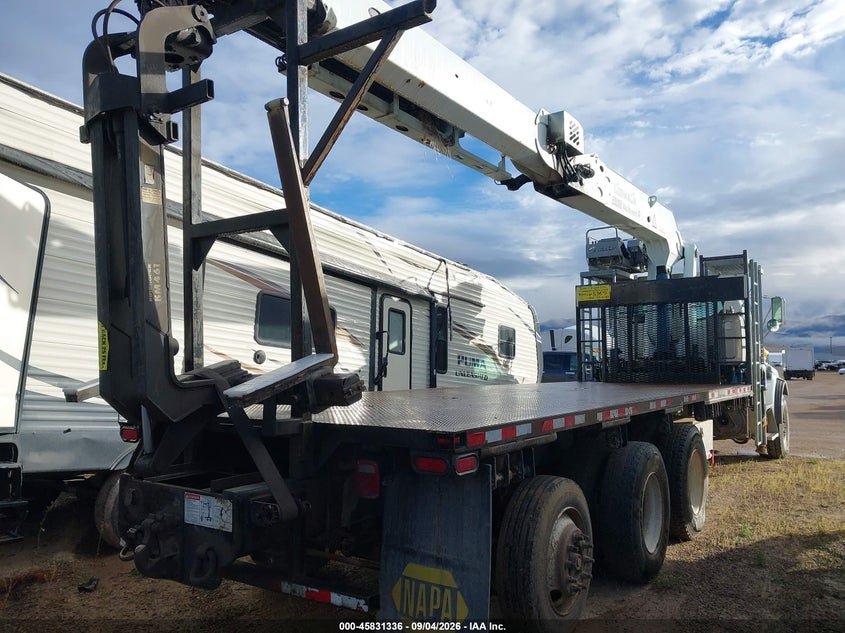 2007 STERLING TRUCK LT auction photo 4