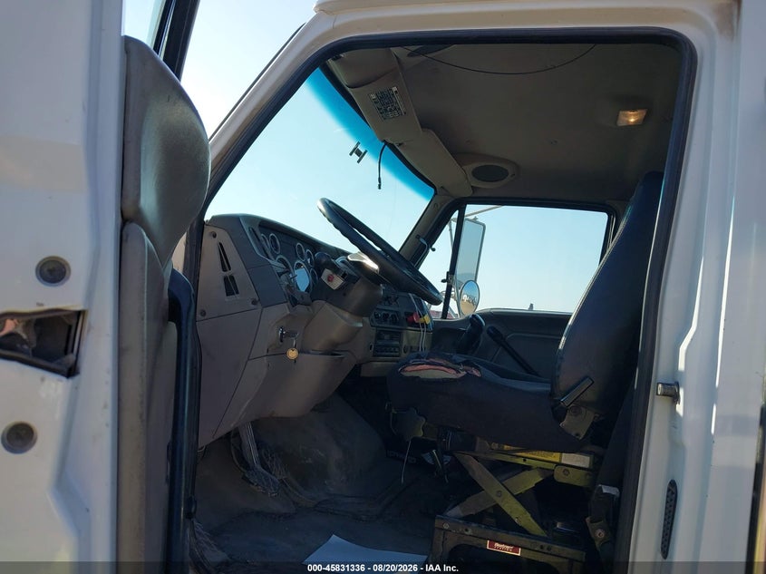 2007 STERLING TRUCK LT auction photo 7