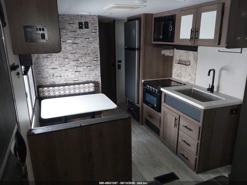 2021 FOREST RIVER PRIMETIME AVENGER AV auction photo 8
